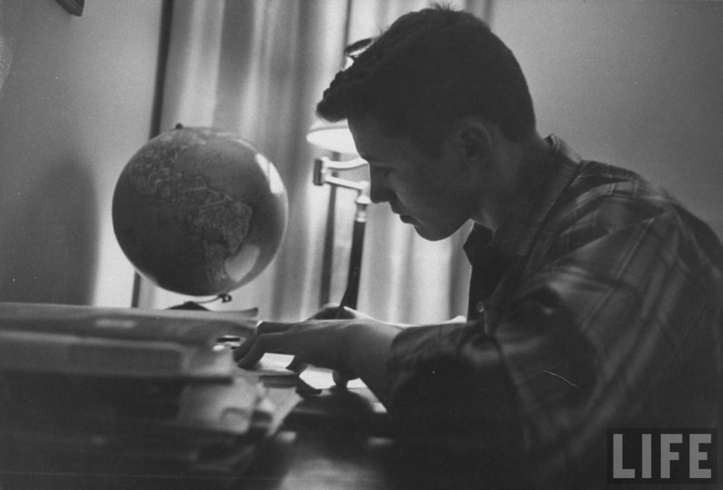 Прикольные цитаты о знаниях