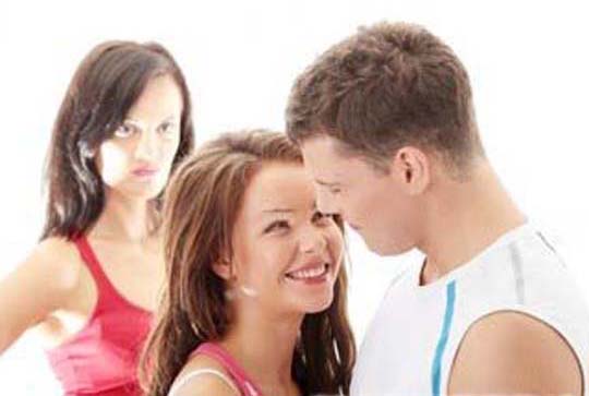 Прикольные статусы про бывших девушек парня для социальных сетей