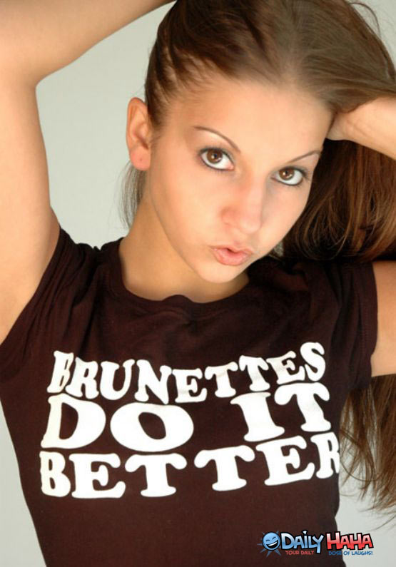 Самые прикольные статусы про брюнеток | prikolnye-smeshnye.ru