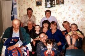 Красивые статусы про родных