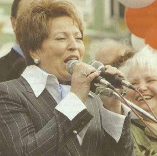 Прикольные статусы про женщин | prikolnye-smeshnye.ru